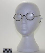 Eyeglasses